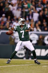 The Jets need to see if Geno Smith has anything to offer in the long-term