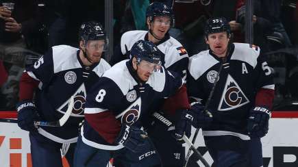 colorado-avalanche-112315-getty-ftrjpg_knx75yuvebmc14vxz7kufug4z